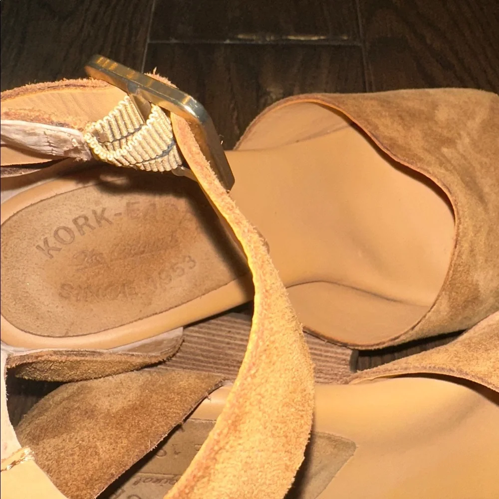 Kork-Ease Tan Suede Block Heel Sandals size 10 - Picture 4 of 10